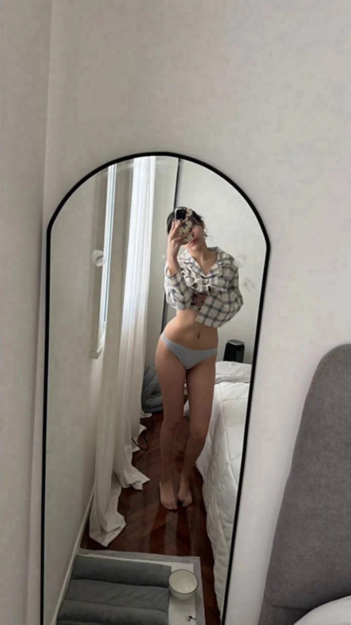 teen perfect slim thick body image 1