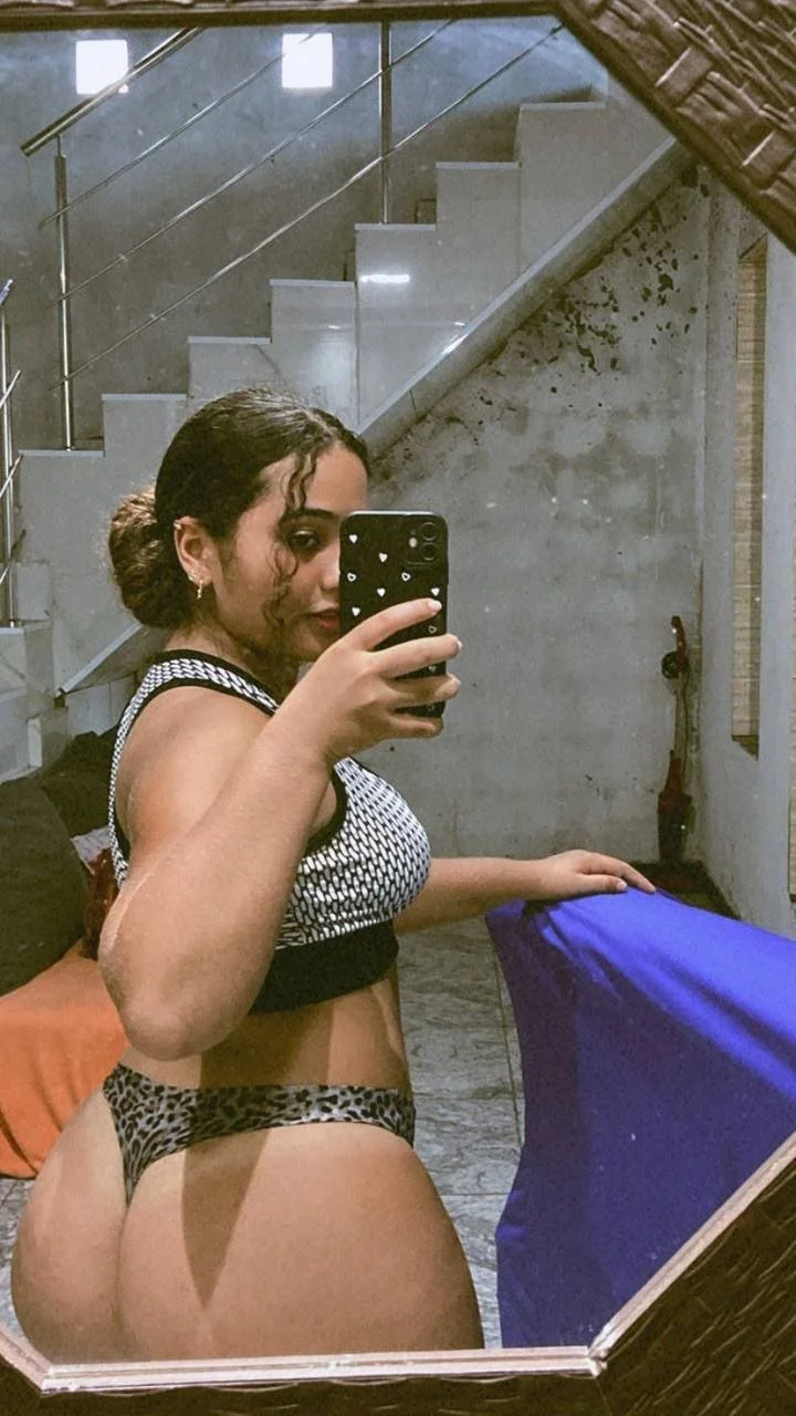 COMPILADO DE NINFETAS PUTAS BUCETUDAS RABUDAS GOSTOSAS DO CORNO MANSO, COMENTE QUAL É A MELHOR VADIA image 4