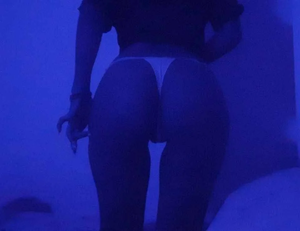 Valeria 21 años Colombiana image 3