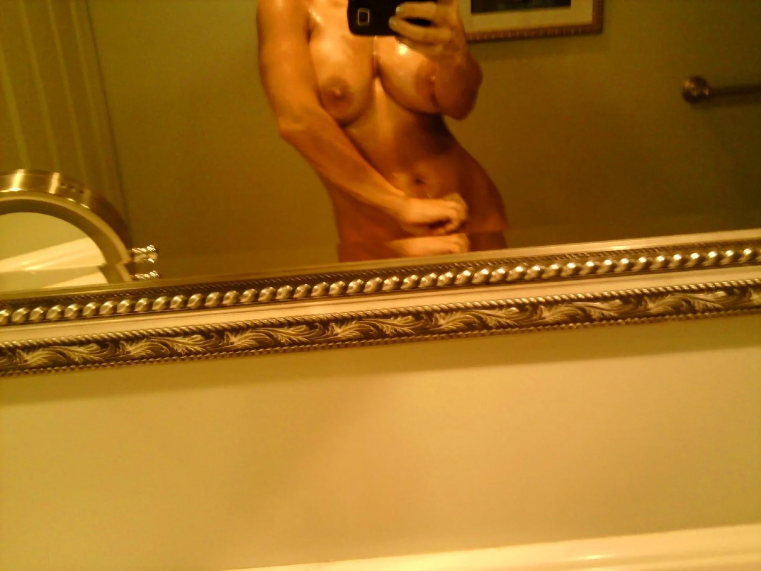 I love older MILFs image 45