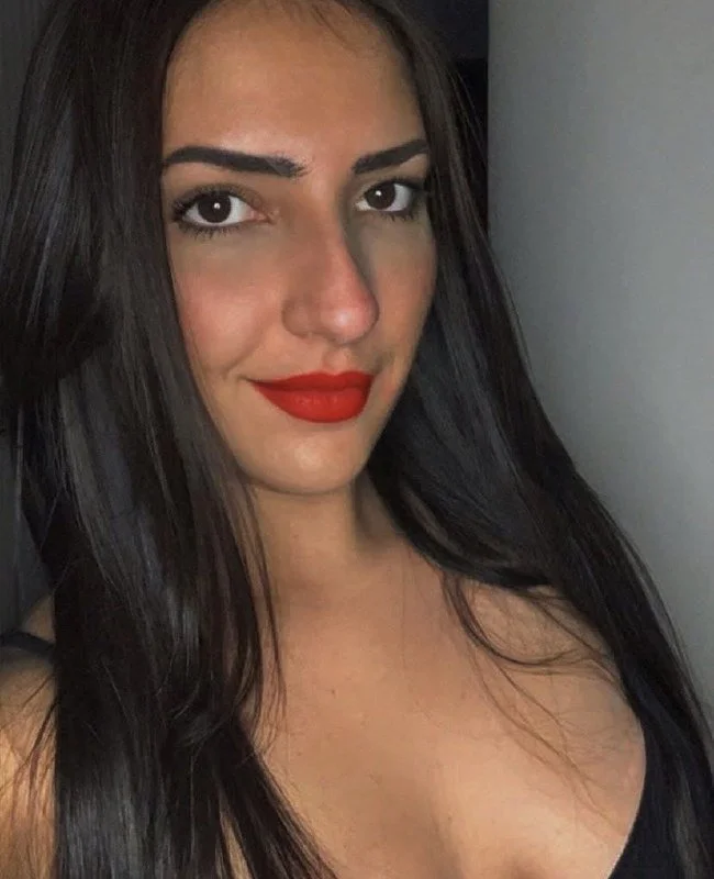 Novinha Delicinha famosinha se masturbando 🙈😋🤤🔥😈 image 2