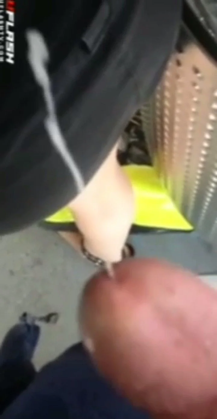 Cumming on a stranger in public main image