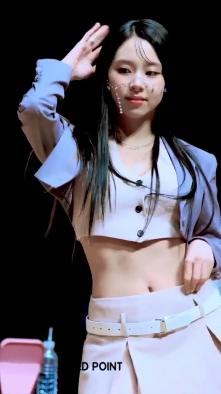 Chaeyoung (Twice) Pictures 14 image 11
