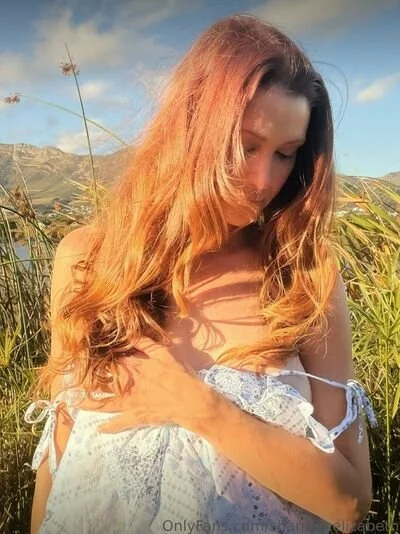 shannon elizabeth image 21