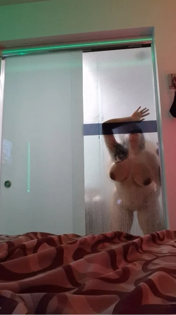 Busty latina wide hipes fuck hard in the shower image 6