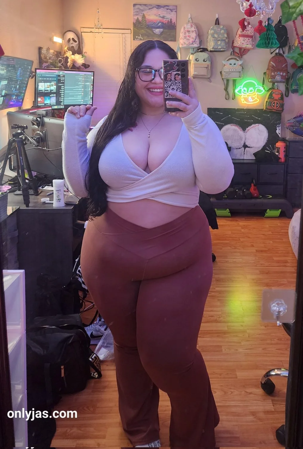 Th1cK h@Wai1N bbW b0otY !! main image