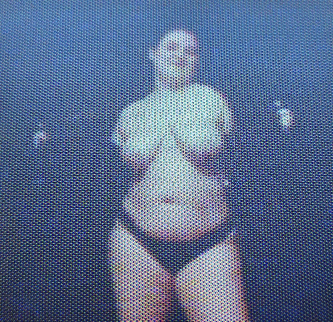 Whore Els image 6