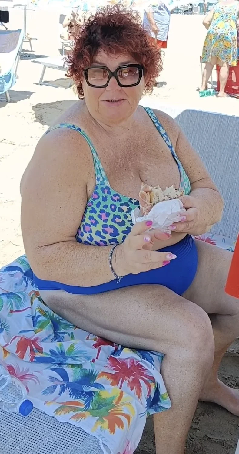 Bbw Aunt image 2