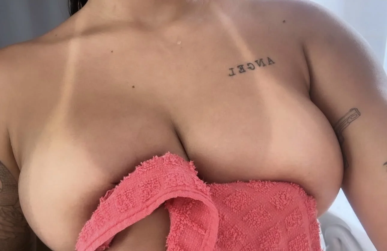 Lorena Morena rabuda gostosa image 1