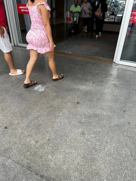 Voyeur del bueno image 45
