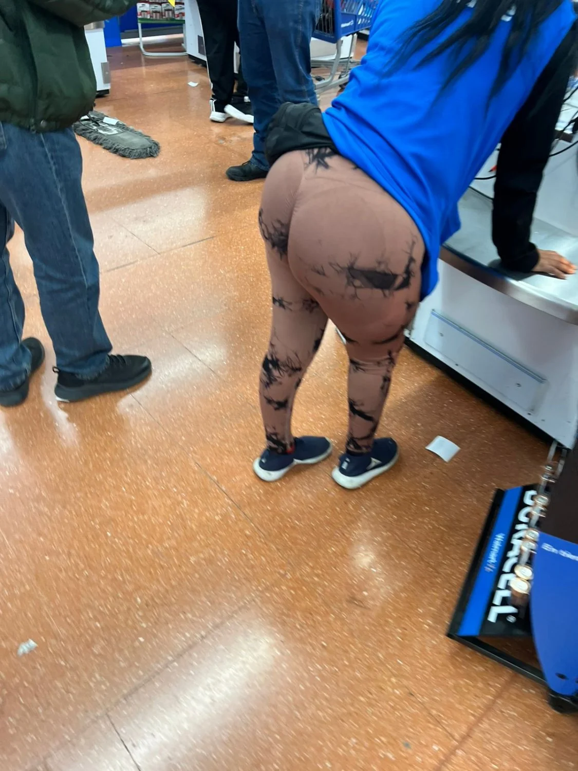 Voyeur del bueno image 6