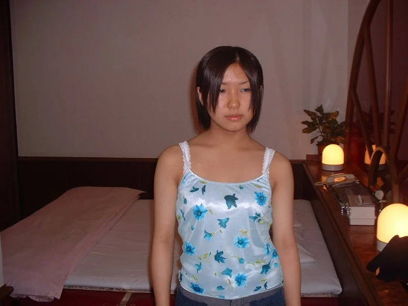 Japanese amateur girl 17 image 3