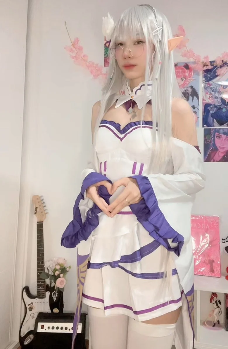La Cattie para que se masturben mas image 2