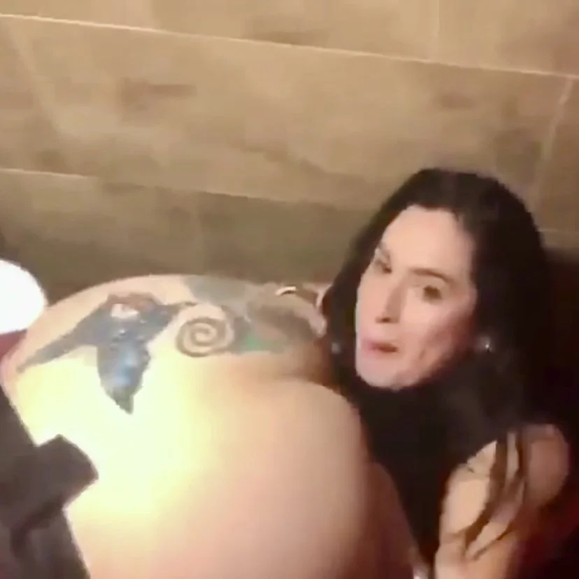 Latina caught tongue fucking thick sis in law in restaurant RR main image