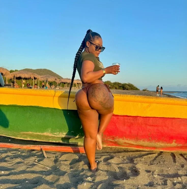 Random 🇯🇲 image 12