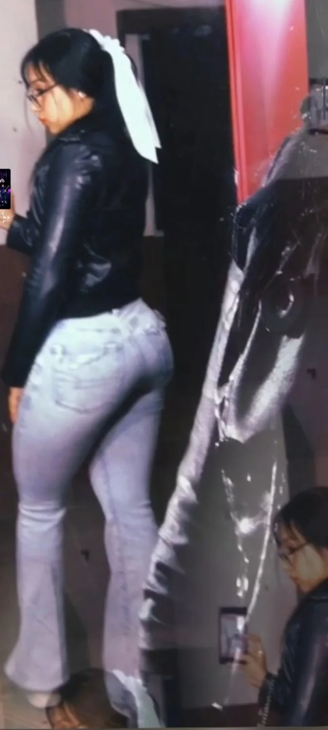 Rica Puta de gym y un culazo bien rico y redondo y piernas sexys image 16