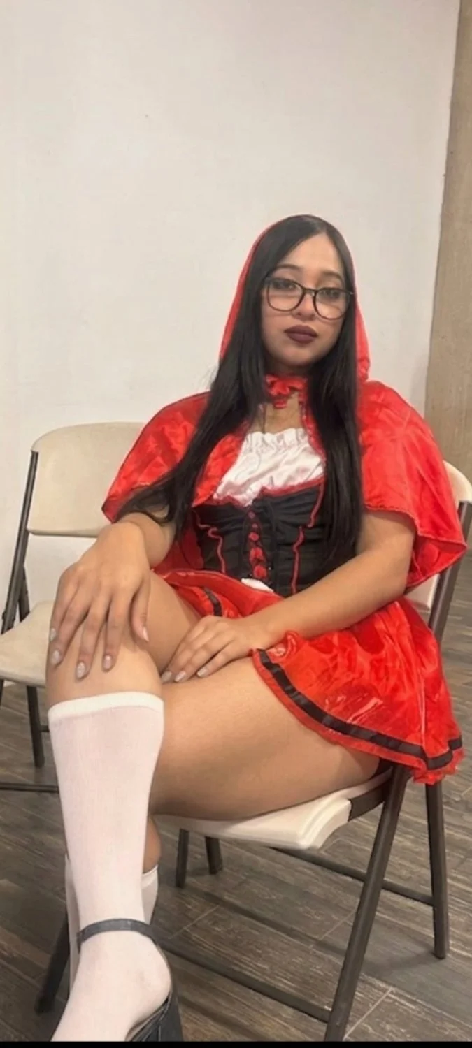 Rica Puta de gym y un culazo bien rico y redondo y piernas sexys image 27