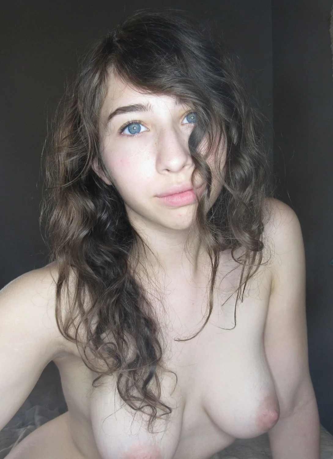 QOBFhcw0_720p image 3