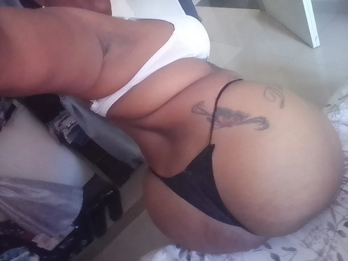 Dominicana 💦💦 image 1