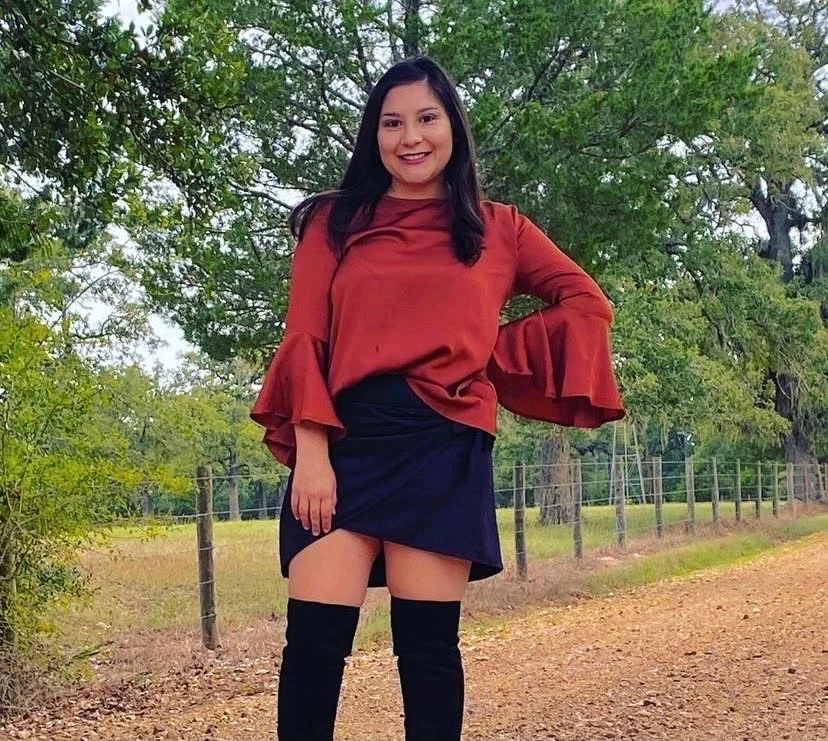 Mexican MILF image 5