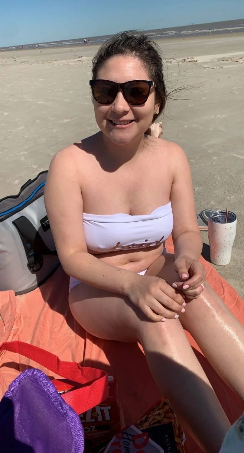 Mexican MILF image 6