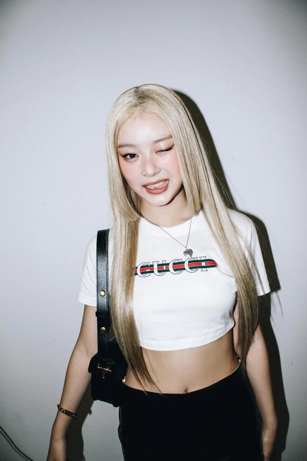 Random Idol (Kpop) Pictures 70 image 22