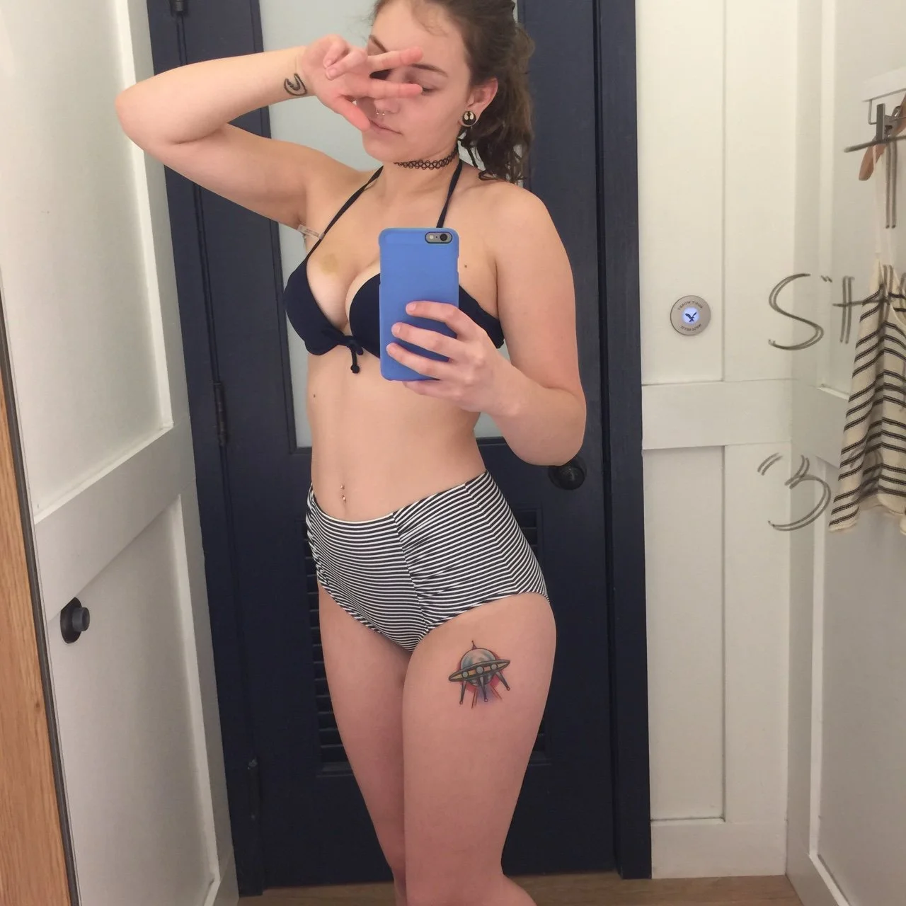 GF loves showing off image 23