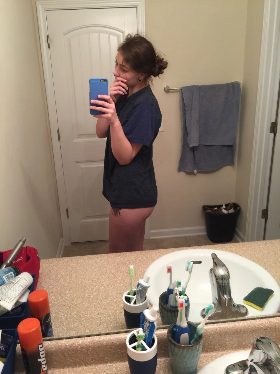 GF loves showing off image 24