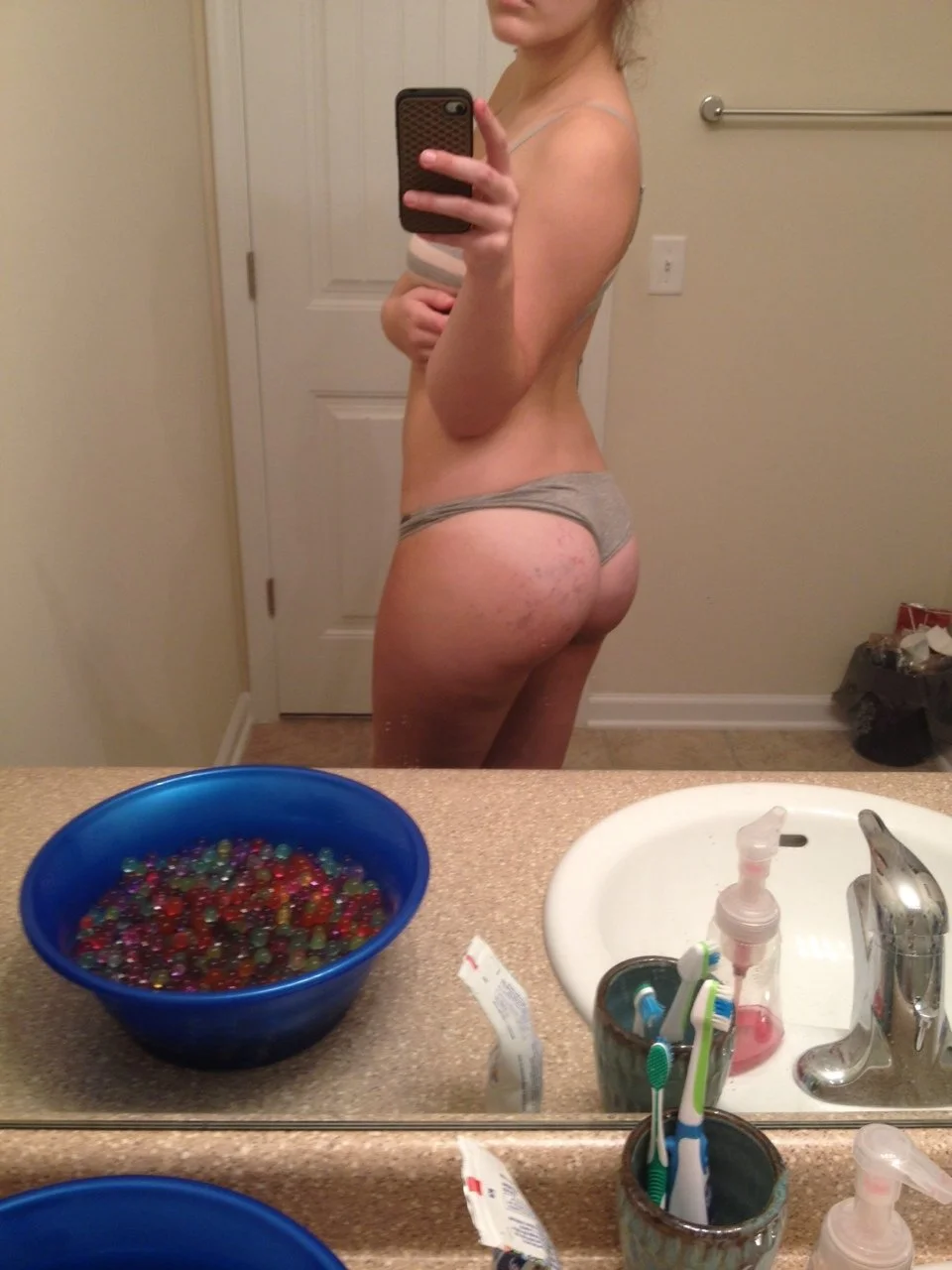 GF loves showing off image 9
