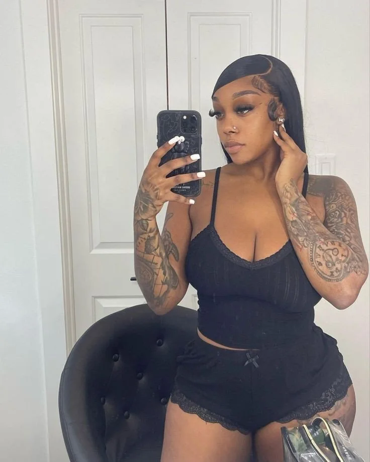 Kianna Jay is a sexy YouTuber for you to cum tribute image 12