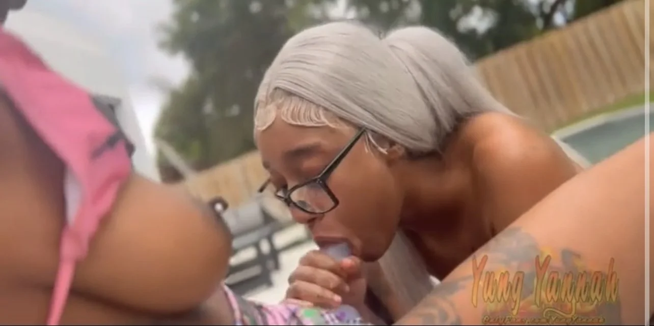 Ebony lesbians fucking with strap on dildo image 3