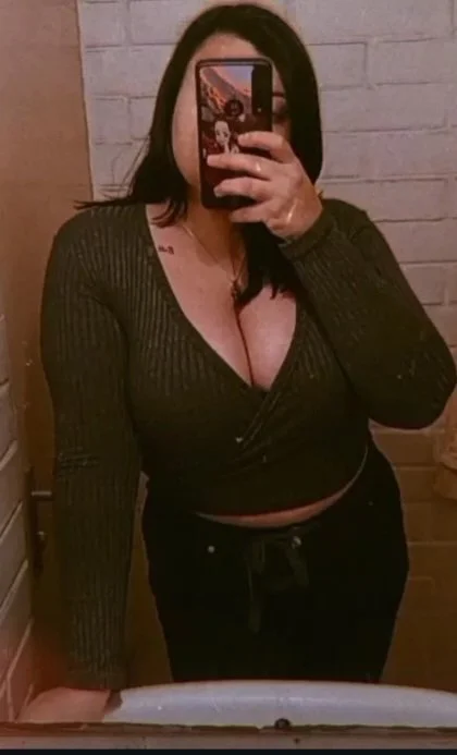 Best friend with heat 🔥 image 14