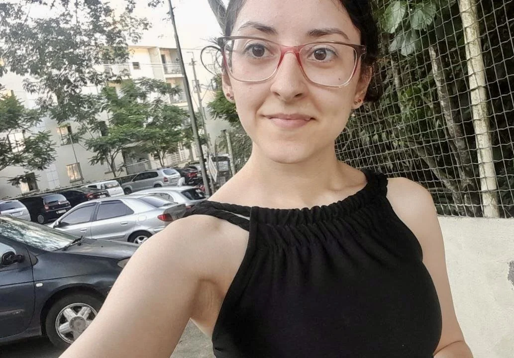 Amateur Latina Wife image 5