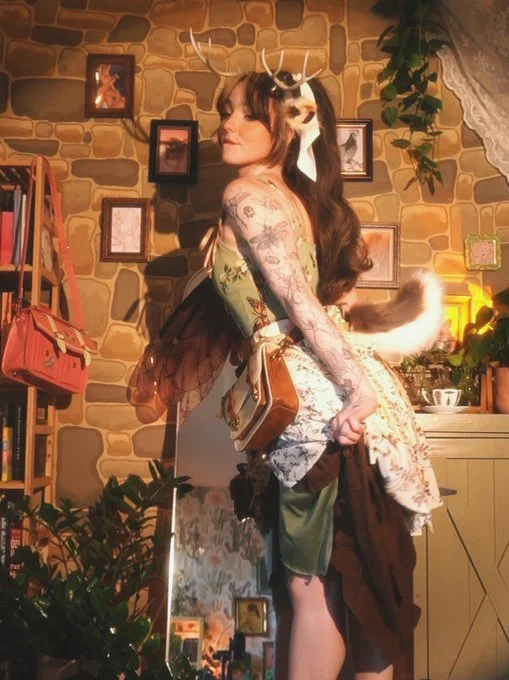 LANA THE BUG🪲💕 image 6