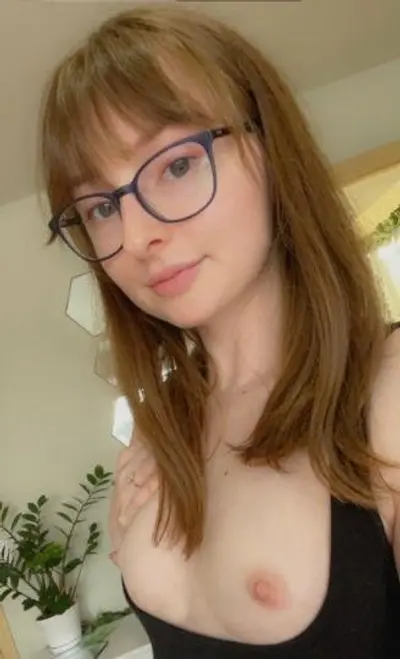 I love little nerdy slut with glasses cover image