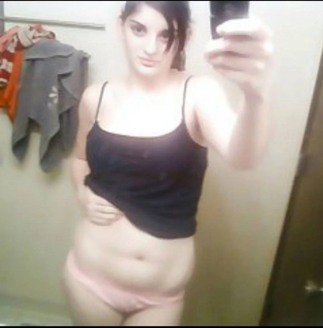 Oregon Slut image 19