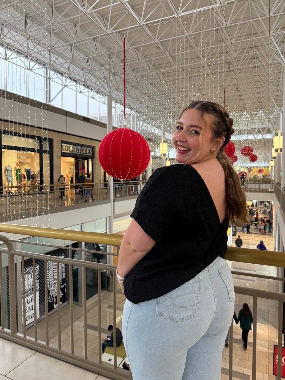 PAWG Wife Emily’s Big Fat Butt Exposed image 3