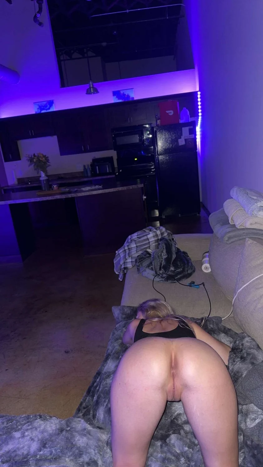 Send me cum and jerk tribs so I can show my ex how much of a slut I am lol image 8