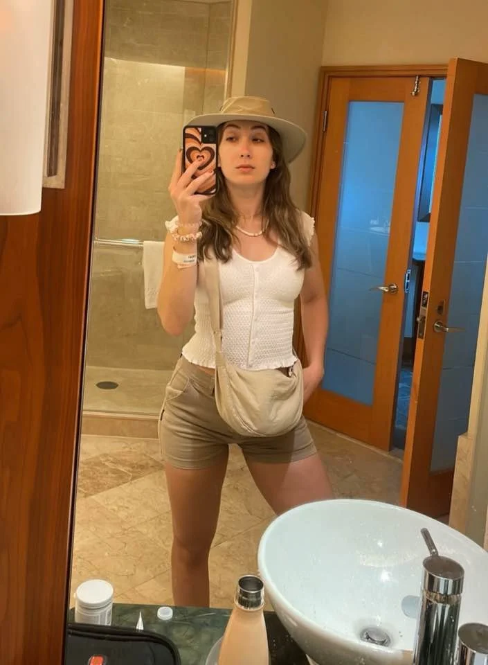 Cucks sister nicole image 8