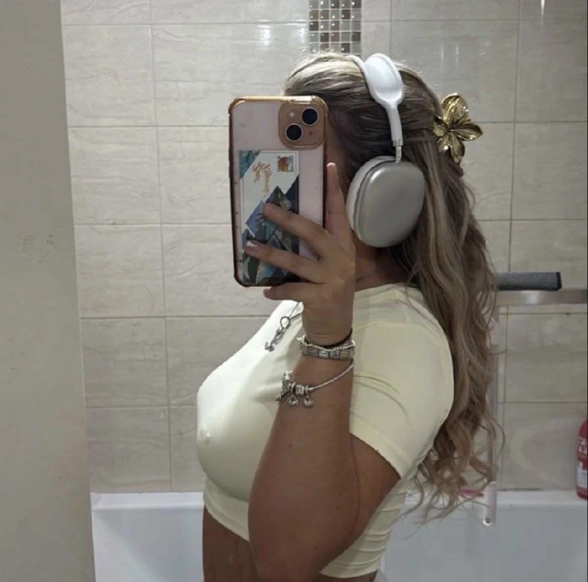 Uk Kik slut image 10
