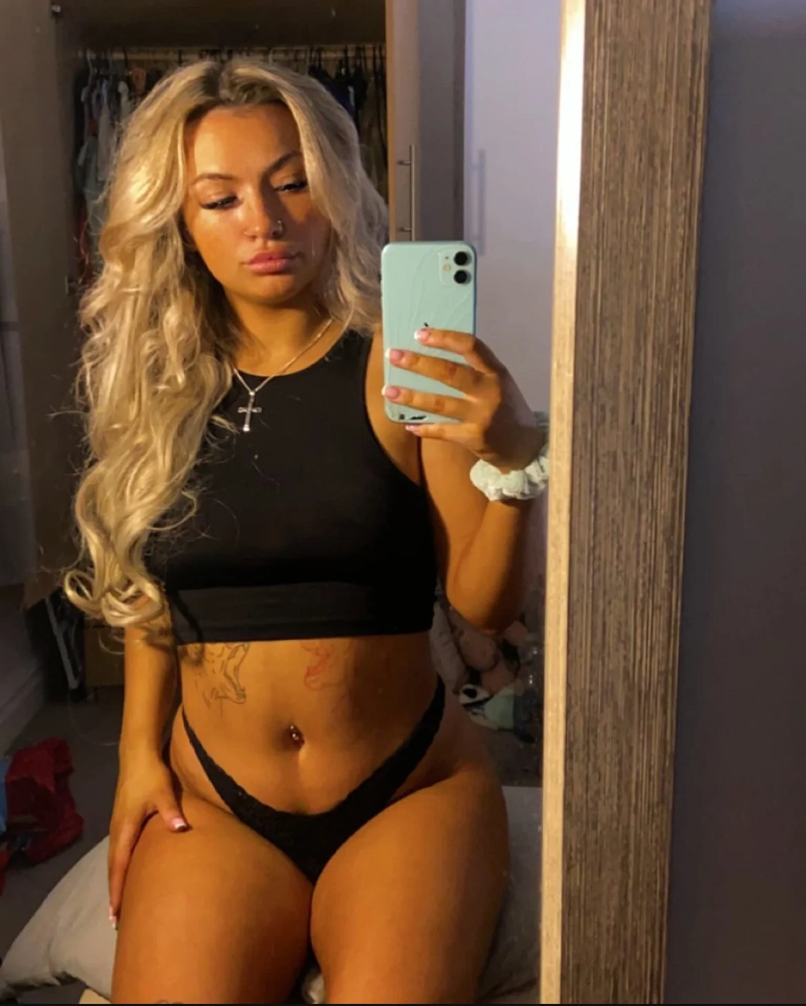 Uk Kik slut image 21
