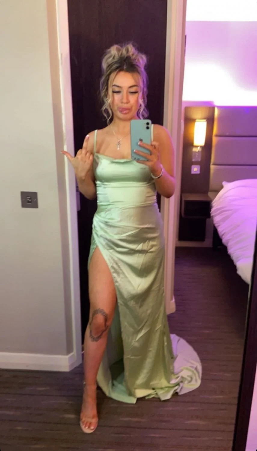 Uk Kik slut image 23
