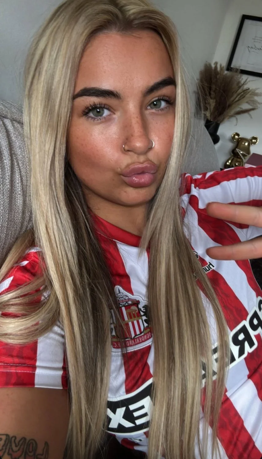 Uk Kik slut image 29