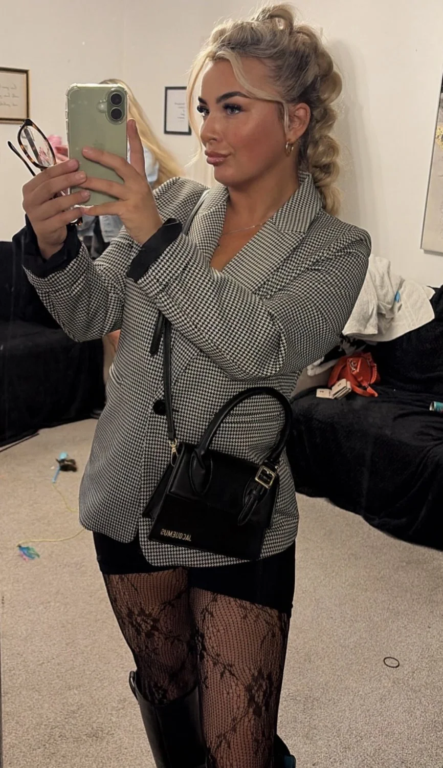 Uk Kik slut image 48