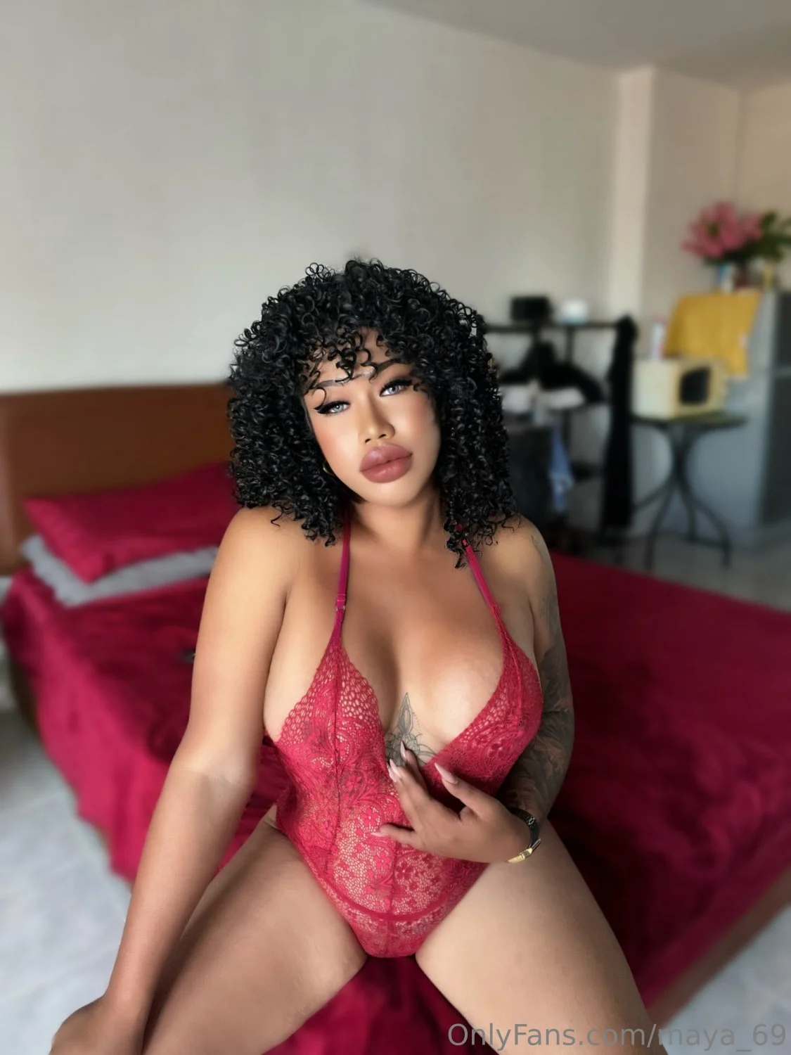 Maya Cobra Queen Trans Sexy image 35