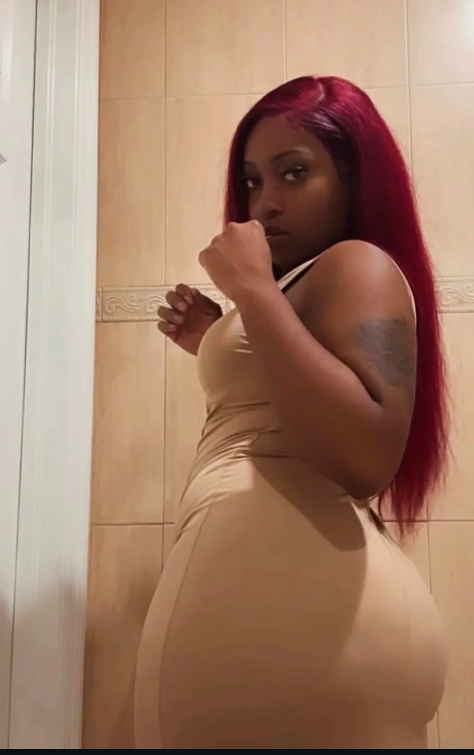 Slutty Ebony MILF main image