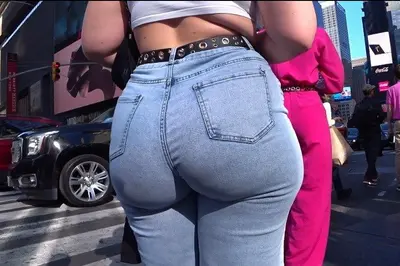 Bootyinjeans cover image