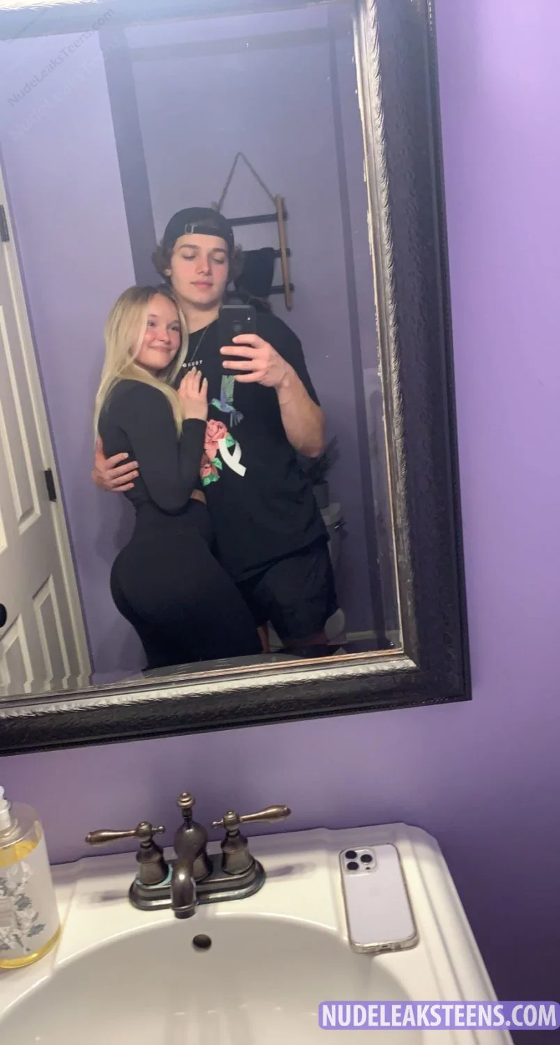 Blonde fit snapchat image 17
