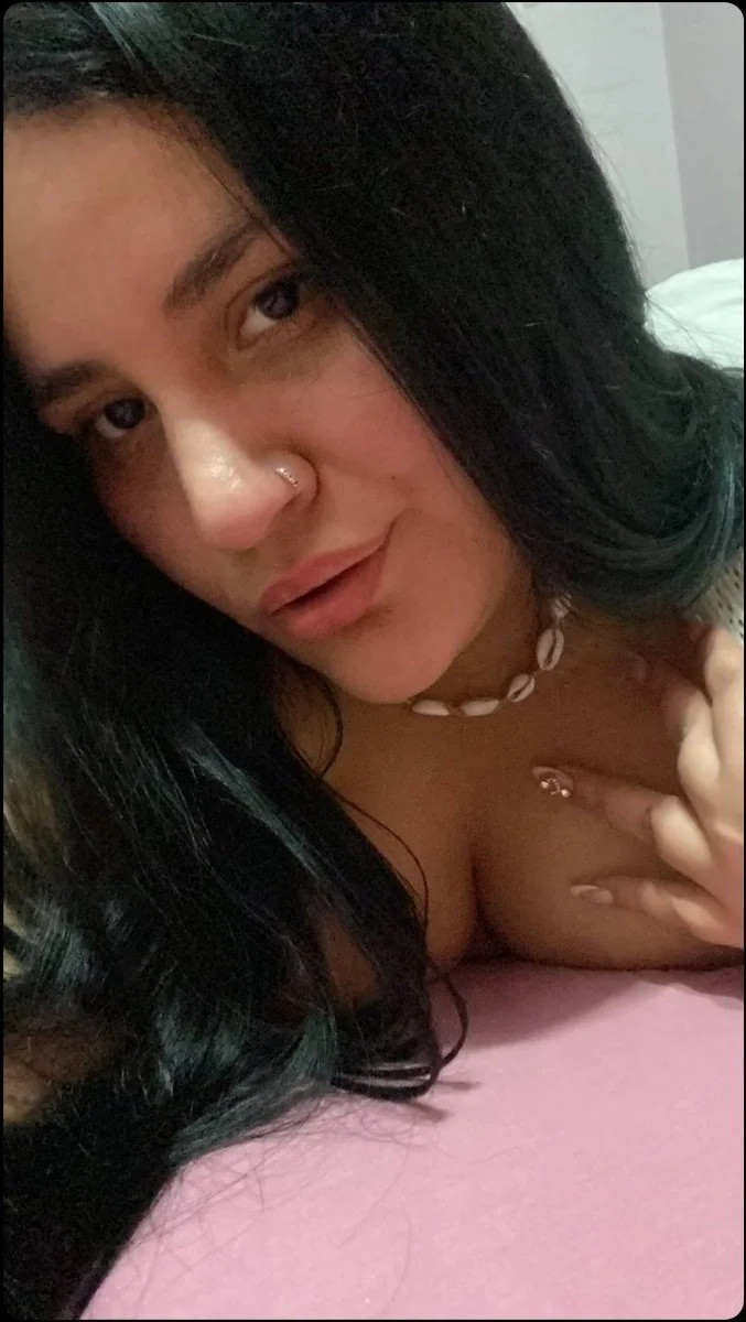 Chilena Mara image 2