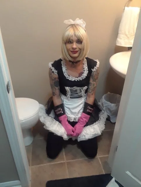 princess Madalyn... Slender cute submissive CD loves to be exposed image 5